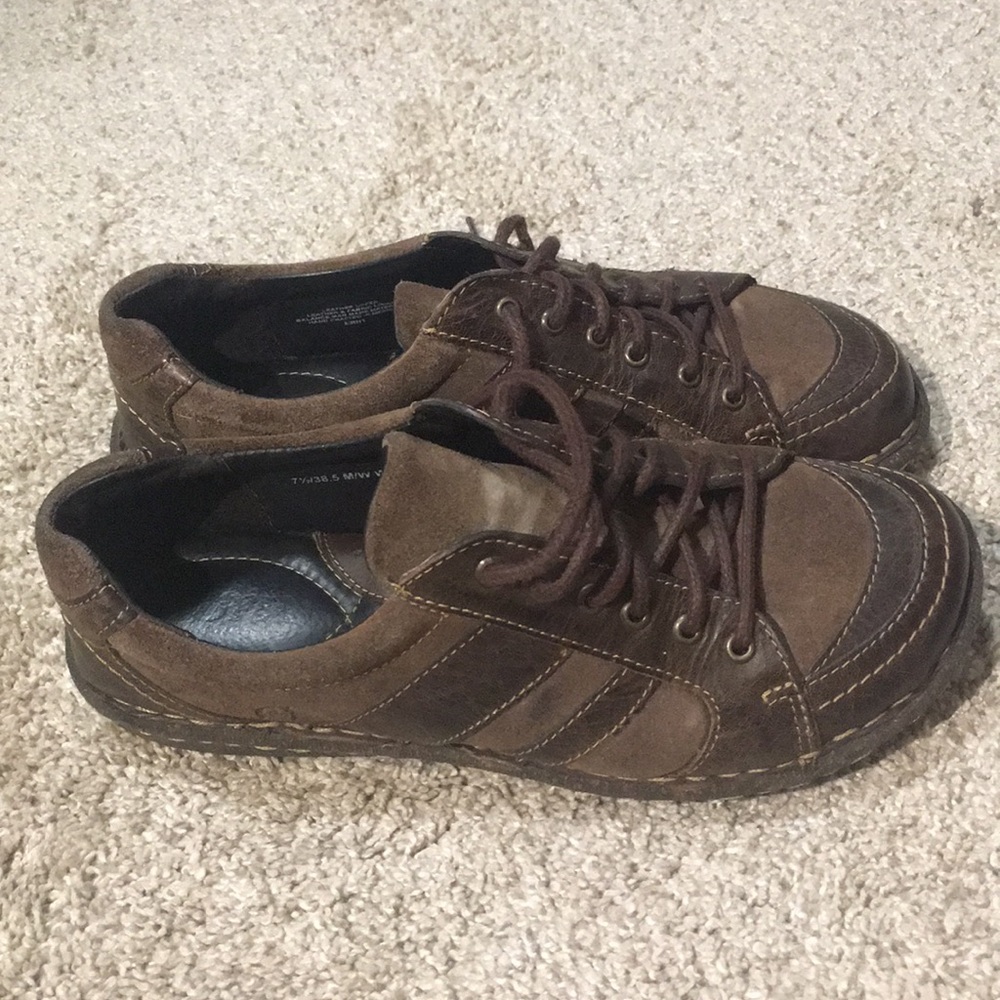 Born Women's Brown Suede Lace-Up Sneakers